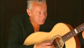 TommyEmmanuel(promo)34lead