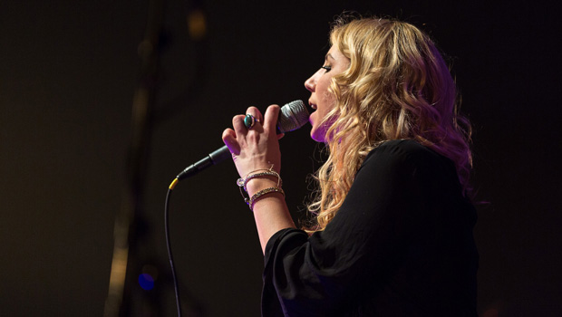 02_EliseTestone_Santiago_3176_620