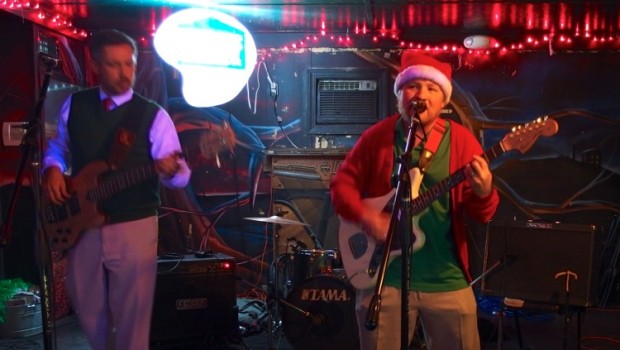 Jinglebang2014TinRoof(TBL)401_resized