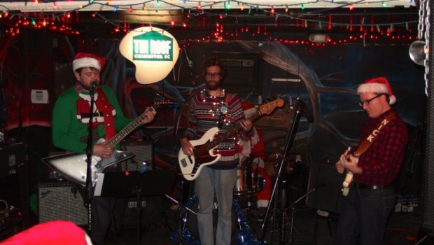 Jinglebang2014TinRoof(TBL)484_resized